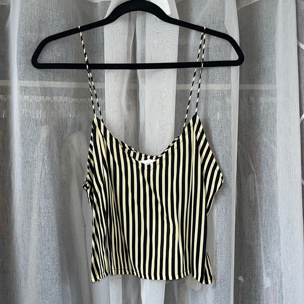 ACACIA • Liv Top